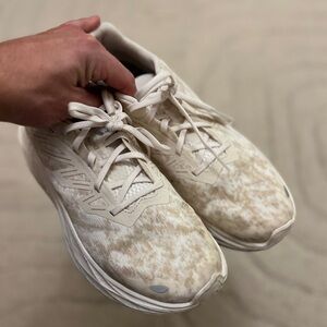 Salomon Aero Glide 2 (Women’s 9)